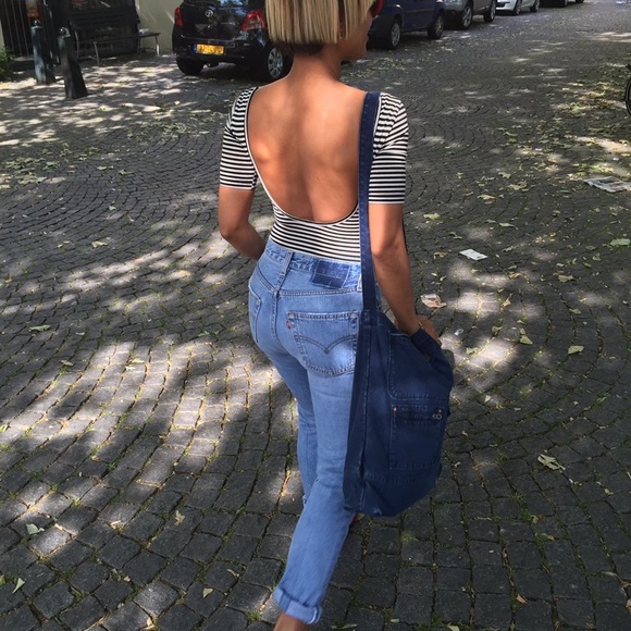 Reformation
Blue Restored Vintage Levi's Slim Relaxed Fit Jeans
Size: US 25-26 - Picture 7 of 7